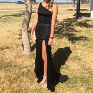 Sherri Hill prom dress